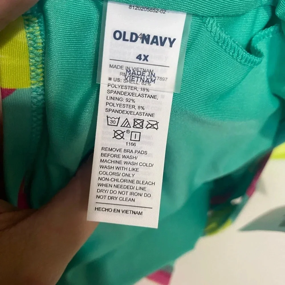 Old Navy Top & Bottom Swim Green Leaves Tropical Bright Colorful Size 4X Bikini